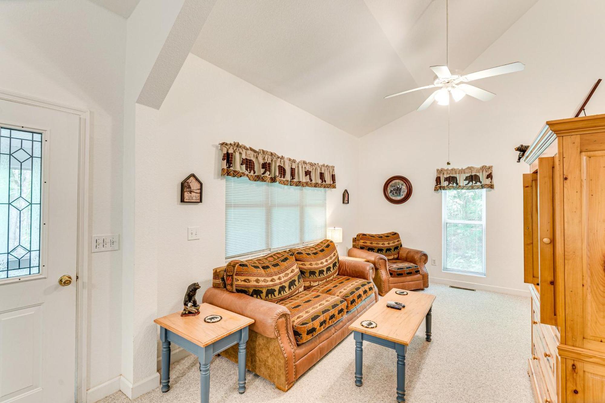 Secluded Cabin With Porch - 7 Miles To Lake Chatuge! Hayesville Extérieur photo